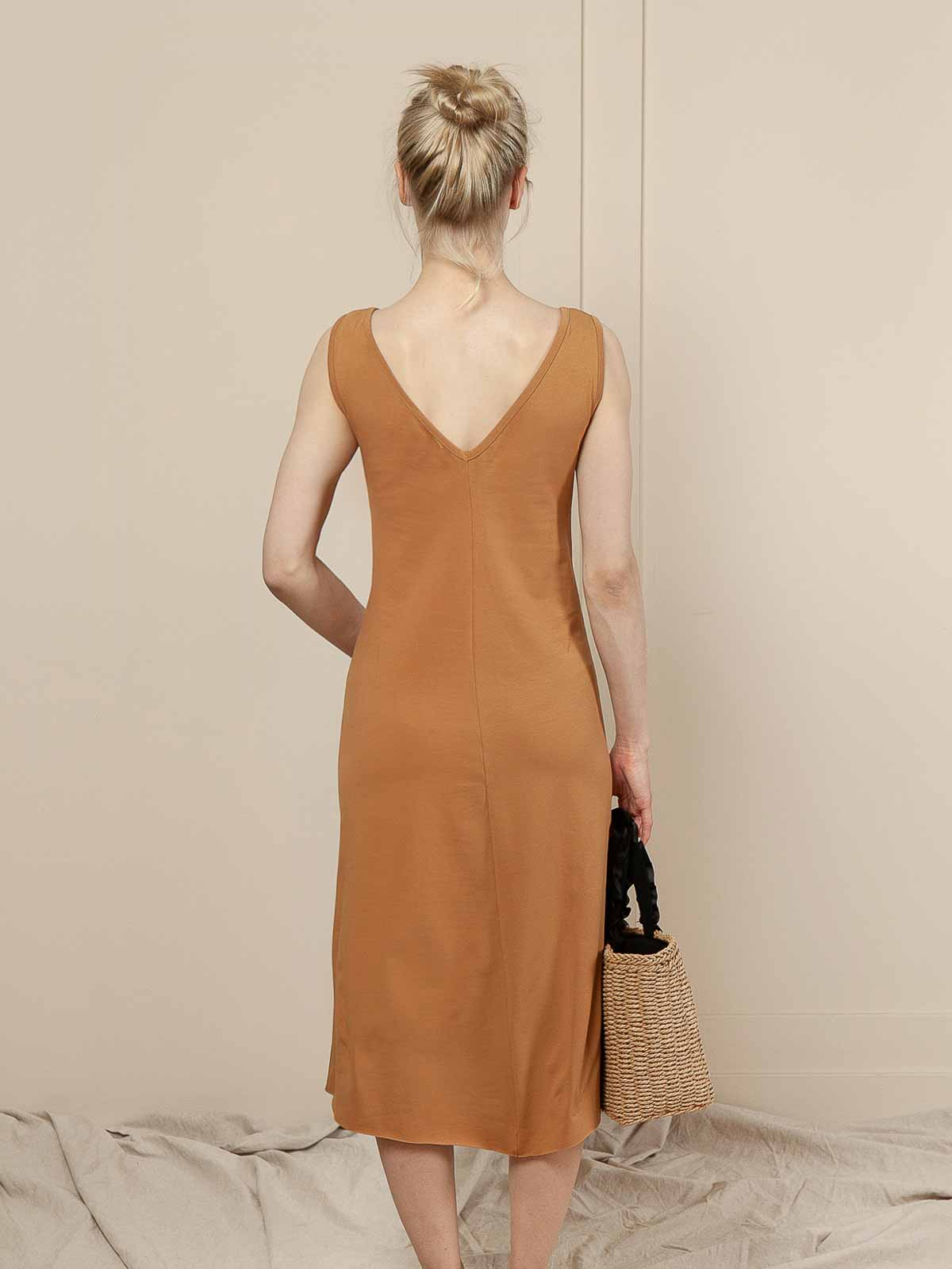 Картинка Світло-коричнева бавовняна сукня
